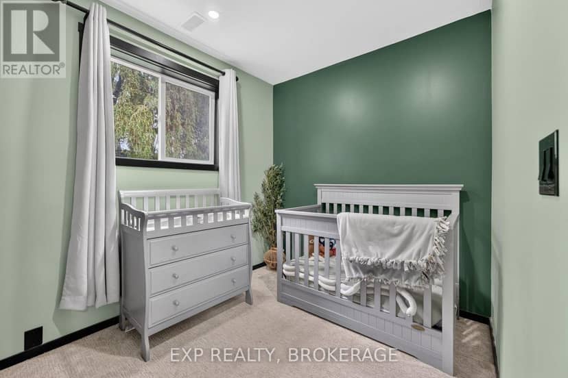 44 Lennox Street — photo 18 of 29
