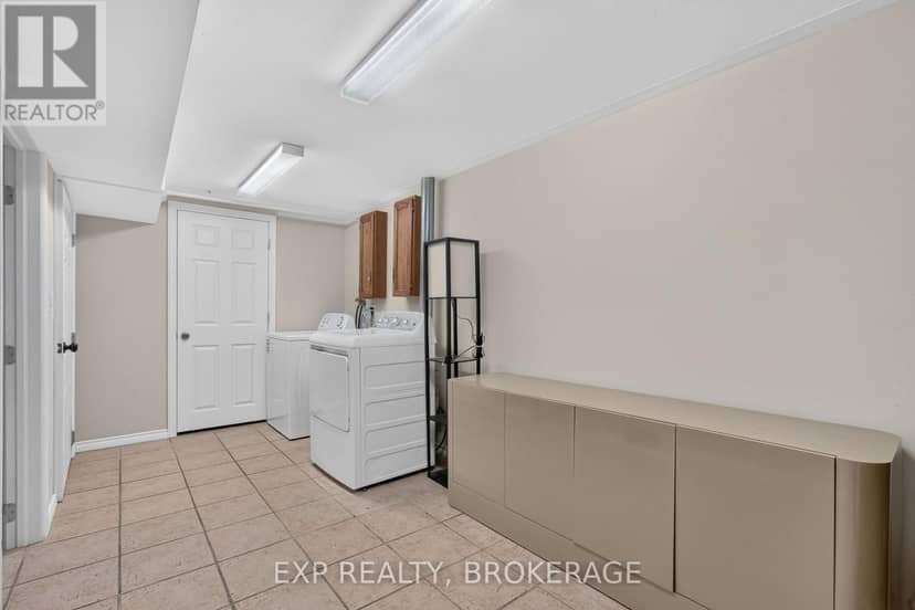 44 Lennox Street — photo 20 of 29