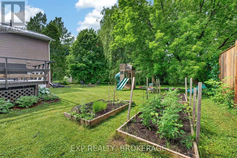 44 Lennox Street — photo 24 of 29