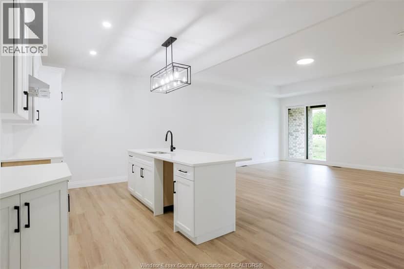 701 Elliot Point ROAD — photo 11 of 32