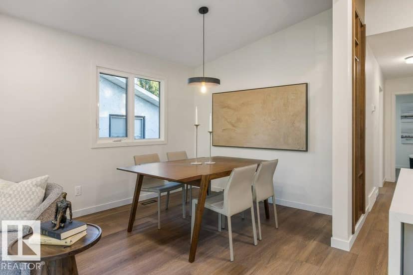 102 Goodridge Dr — photo 11 of 38