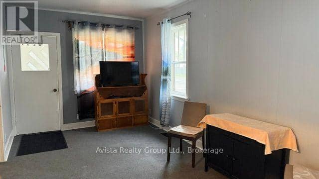 1202 Gore Street W — photo 12 of 16