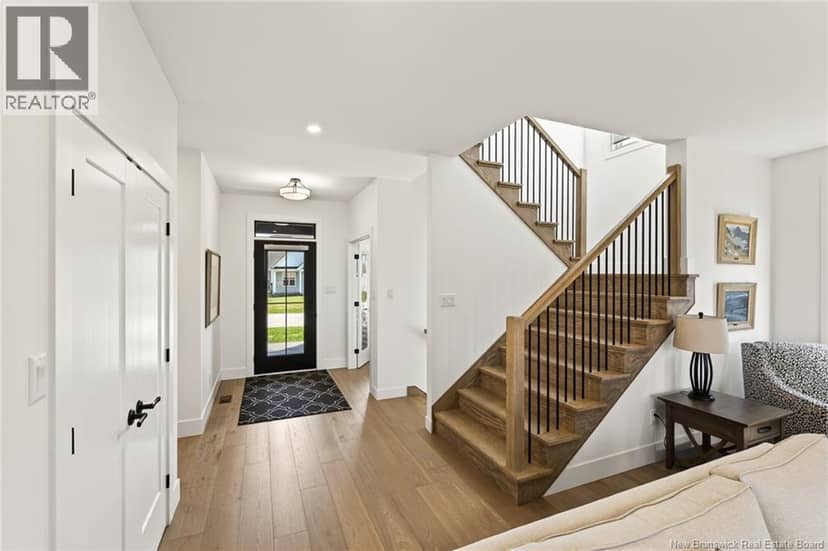 77 Bouchard Street, Dieppe, photo 2