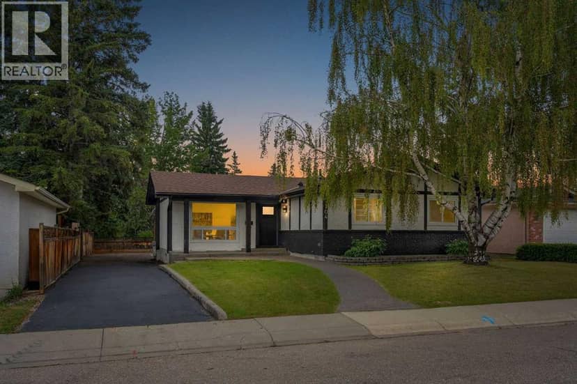 104 Oakmoor Place SW, Calgary, photo 2