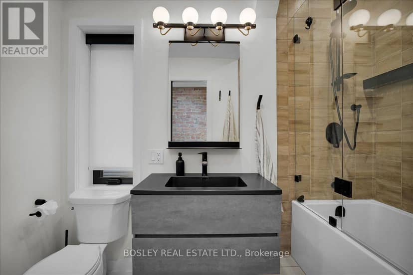 372 Logan Avenue — photo 18 of 35