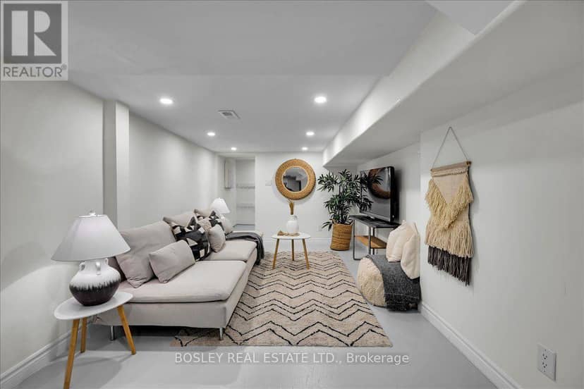 372 Logan Avenue — photo 28 of 35