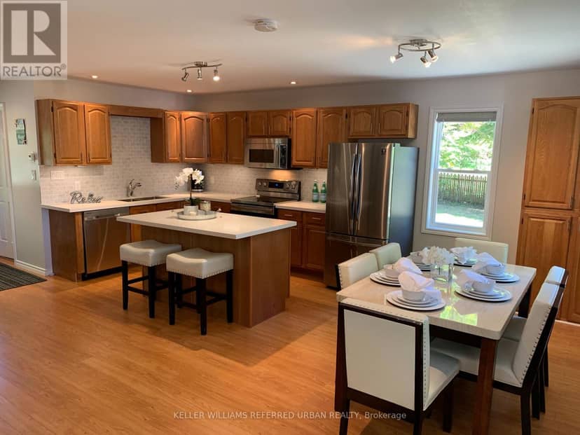 1833 Tiny Beaches Road S — photo 6 of 21