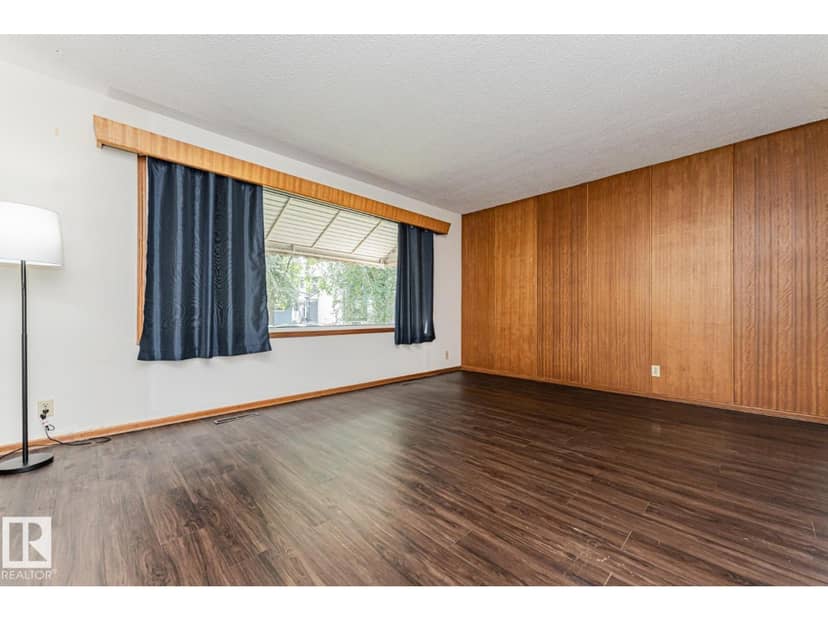 10726 70 AV NW, Edmonton, photo 8