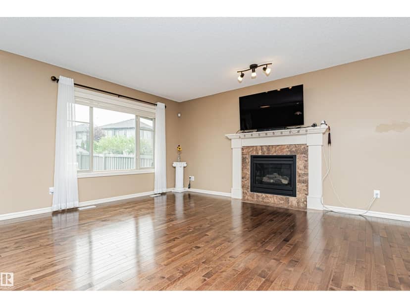 2605 Anderson Cr SW — photo 10 of 40