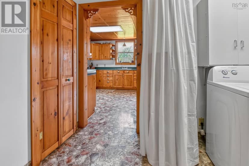 5381 Highway 19 — photo 18 of 40