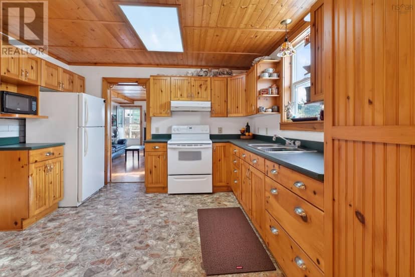 5381 Highway 19 — photo 14 of 40