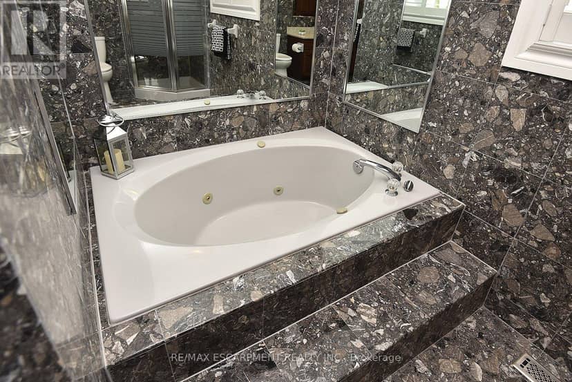 36 Tommar Place — photo 31 of 40