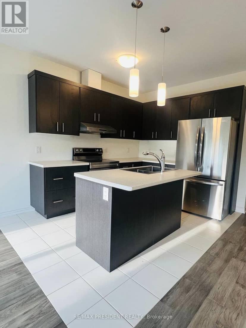 304 Louise Street — photo 10 of 35