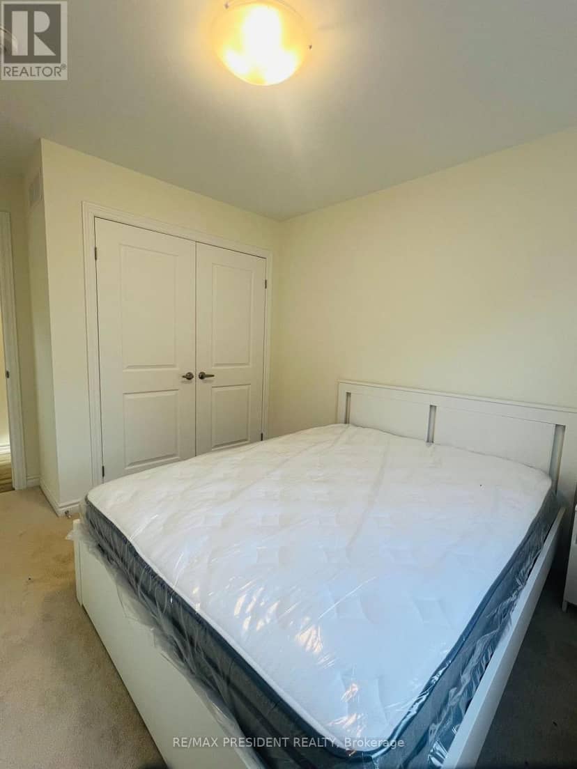 304 Louise Street — photo 18 of 35