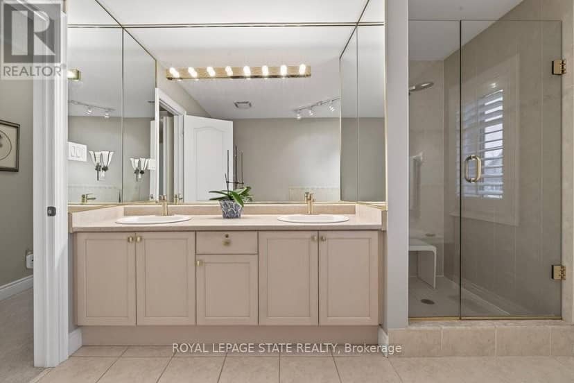 101 - 100 Beddoe Drive — photo 26 of 40
