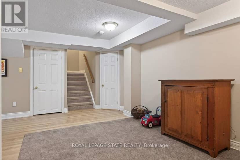 101 - 100 Beddoe Drive — photo 36 of 40