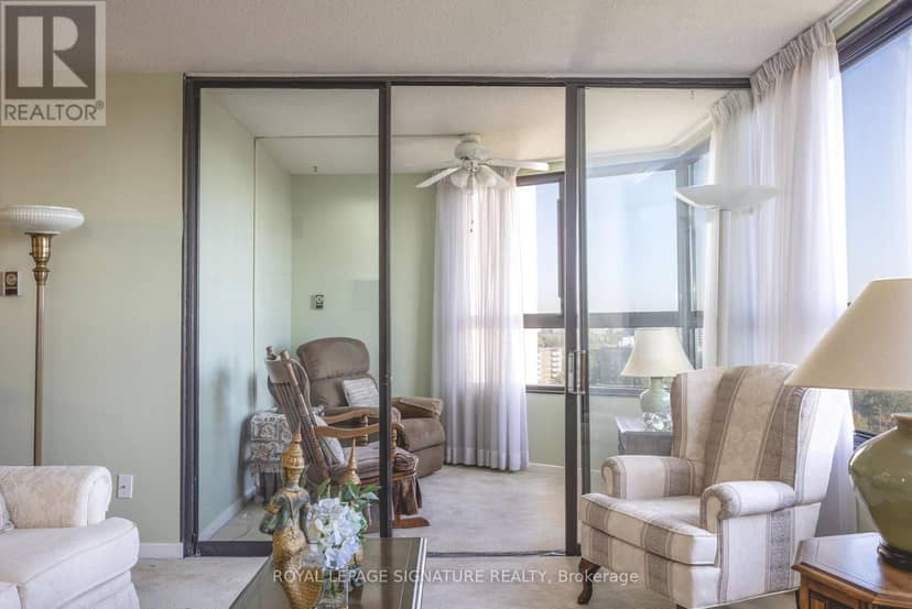 1405 - 1300 Bloor Street — photo 12 of 40