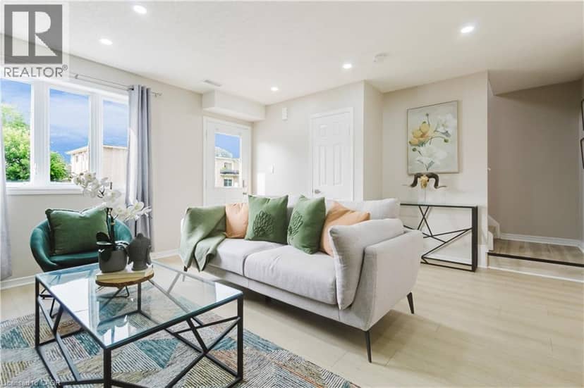 67 KINZIE Avenue — photo 11 of 40