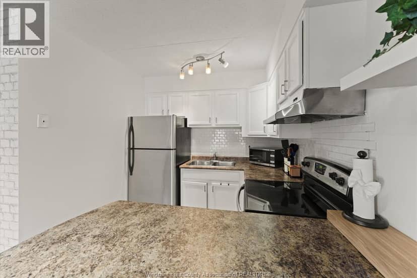 150 PARK STREET West Unit# 1003 — photo 15 of 33