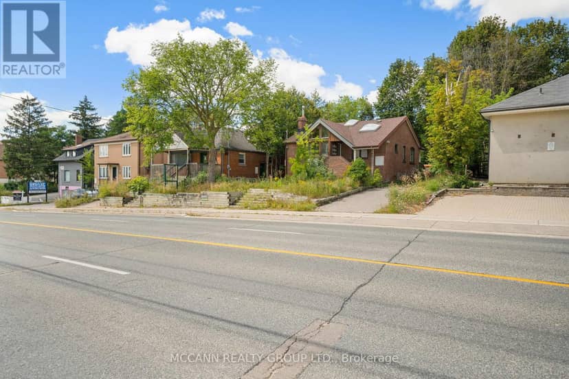 110-112 Sheppard Avenue W, Toronto, photo 7
