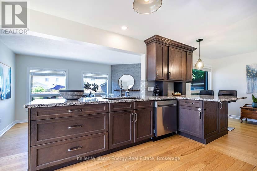 329 Challenger Court — photo 16 of 40
