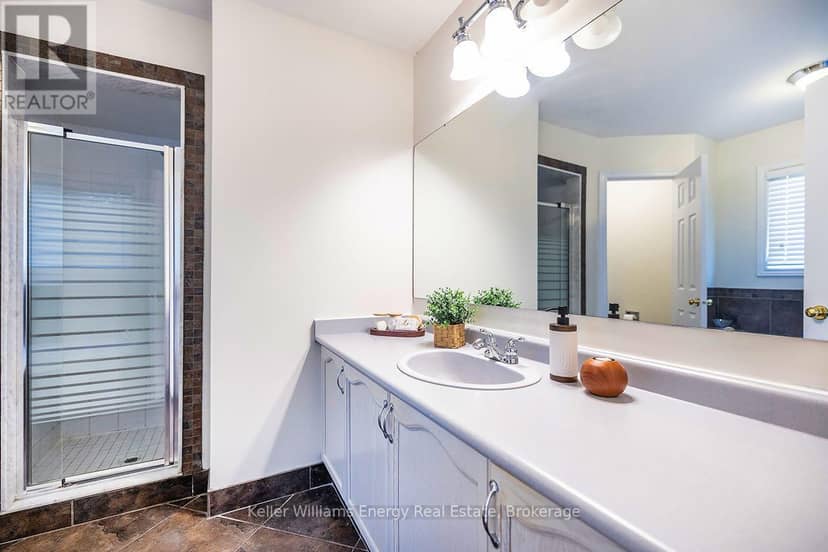 329 Challenger Court — photo 26 of 40