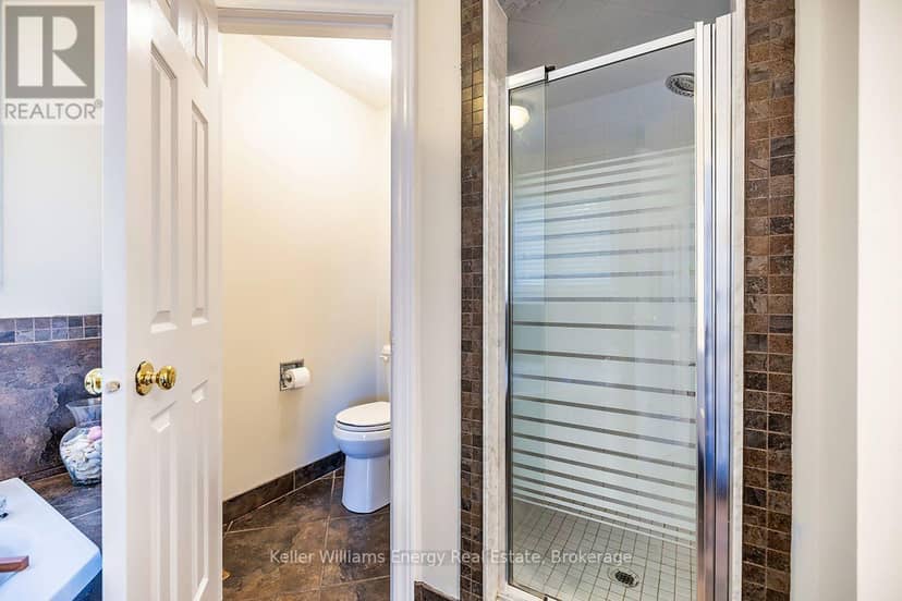 329 Challenger Court — photo 27 of 40
