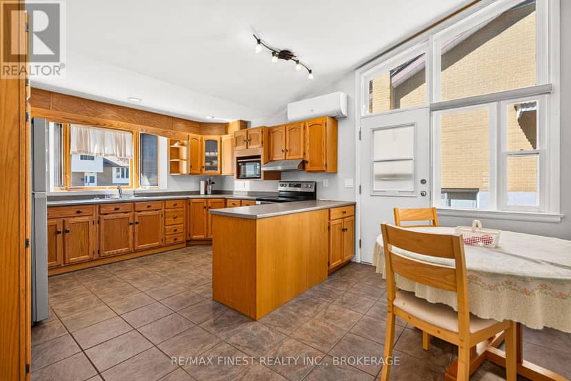 19 Wolfe Street — photo 11 of 40