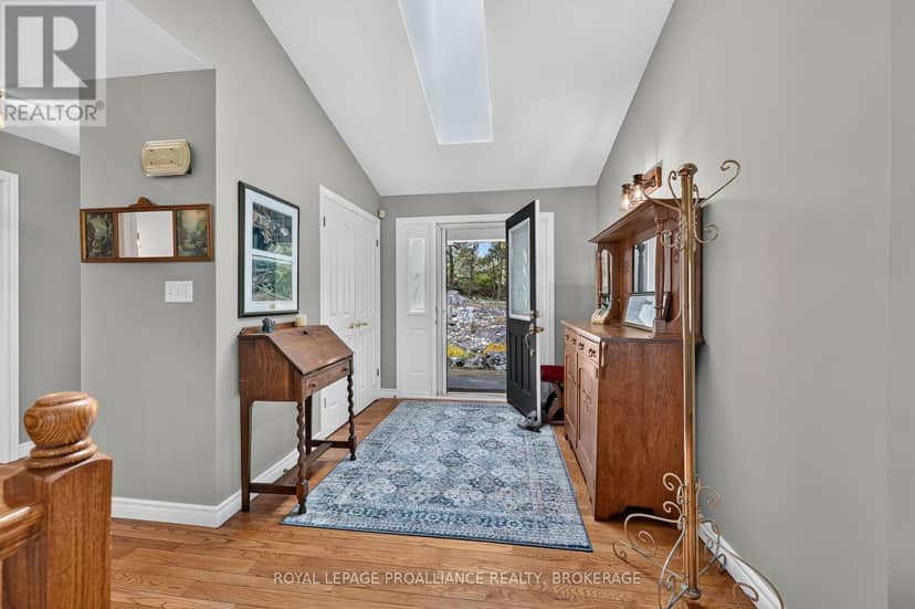 6 Vanston Road — photo 4 of 40