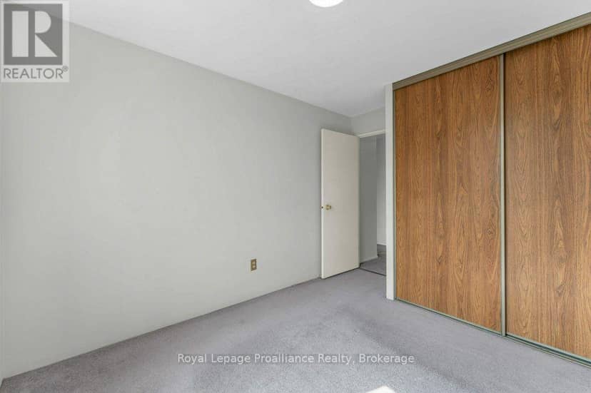 509 - 358 Queen Mary Road — photo 32 of 40