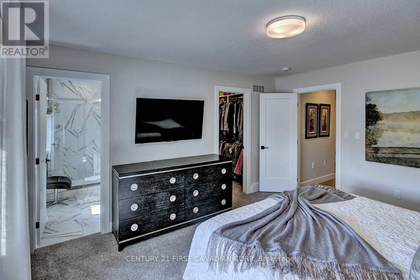 420 Old Wonderland Road — photo 17 of 28