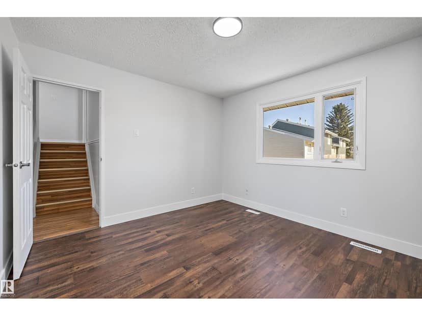 250 Callingwood Two NW — photo 19 of 38