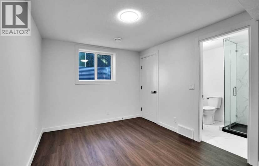 7520 7 Street SW — photo 24 of 40