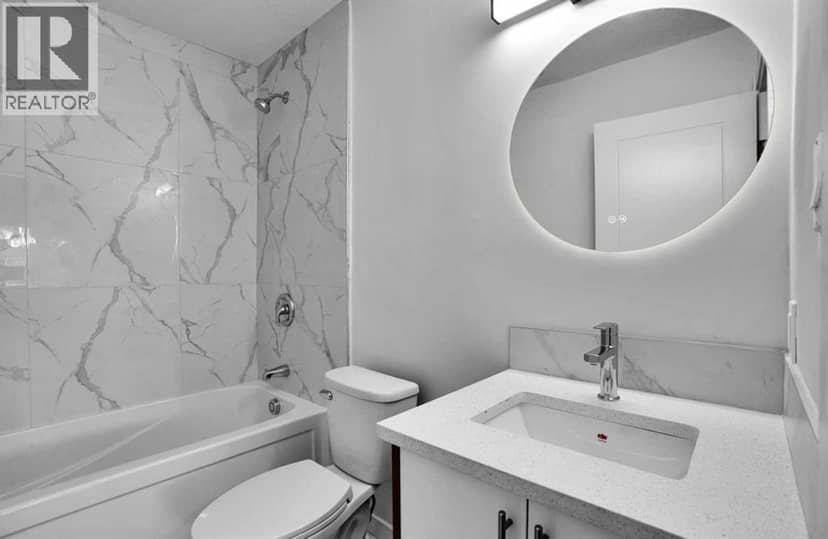 7520 7 Street SW — photo 10 of 40