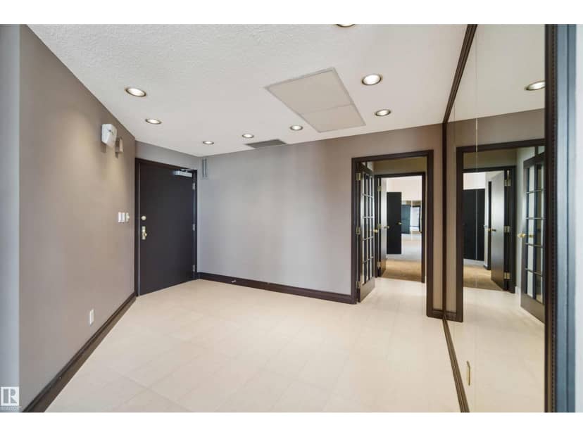 #12A 10050 118 ST NW, Edmonton, photo 3