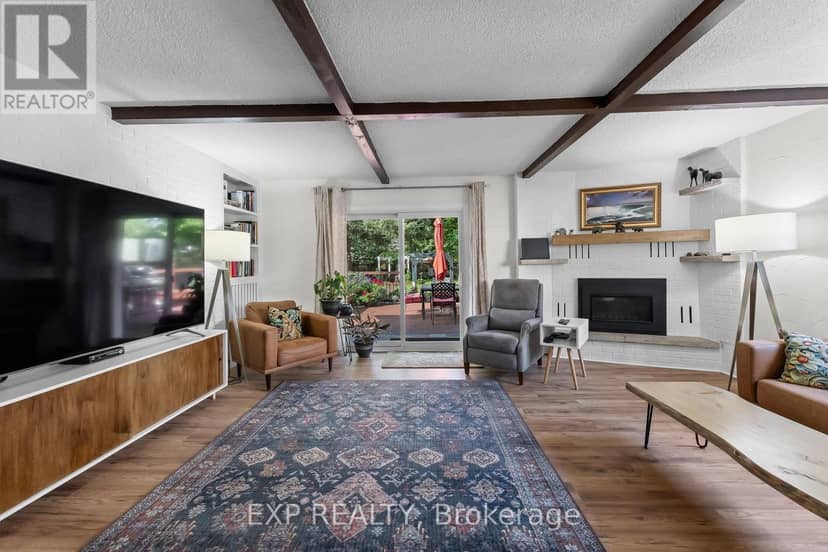 2753 St Paul Avenue — photo 18 of 40