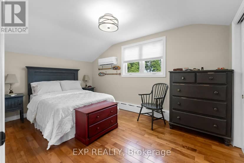 2753 St Paul Avenue — photo 28 of 40