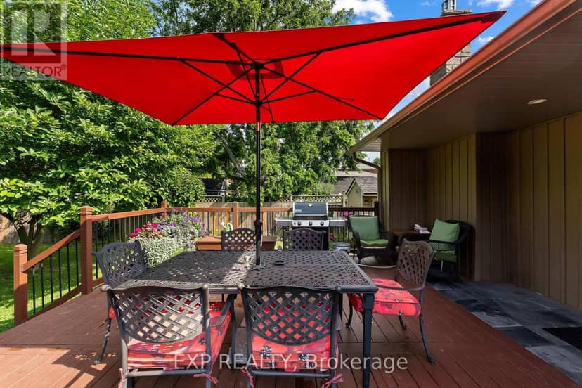 2753 St Paul Avenue — photo 33 of 40