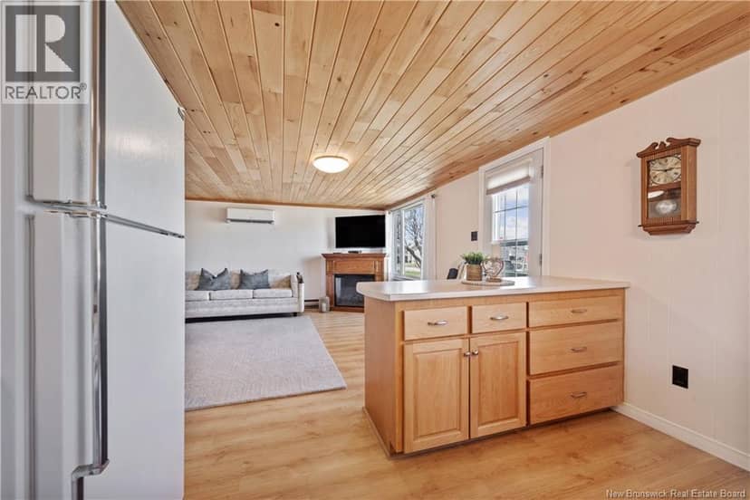 61 Baybreeze Lane — photo 9 of 22