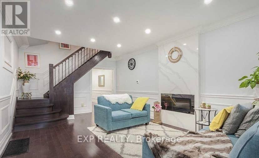 1231 Bathurst Street, Toronto, photo 2