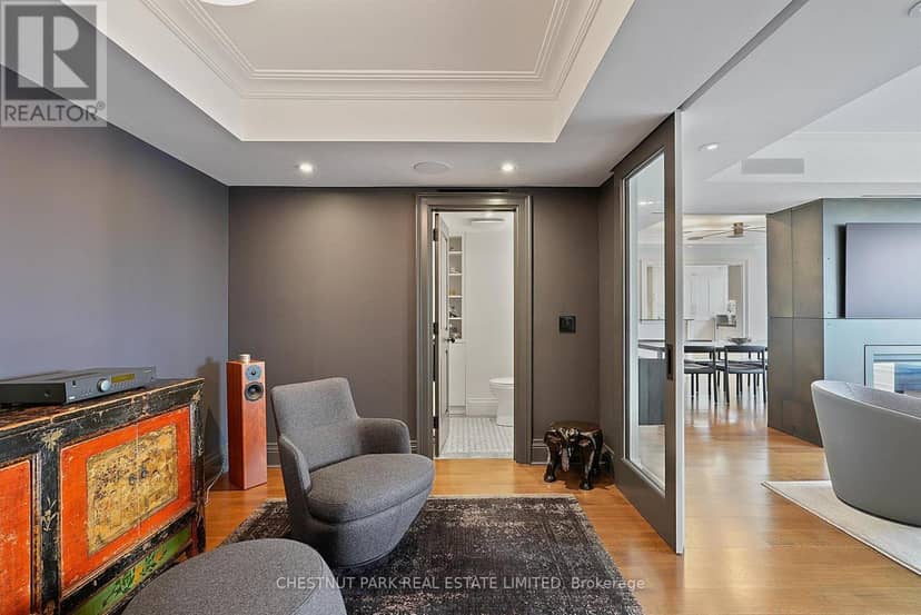 706 - 1818 Bayview Avenue — photo 18 of 40