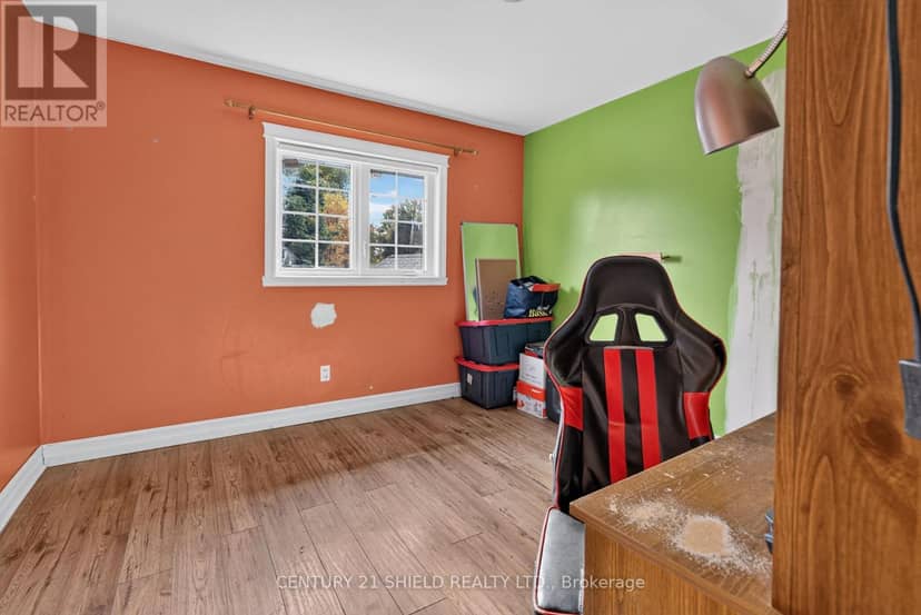 868 Laflin Street — photo 26 of 40