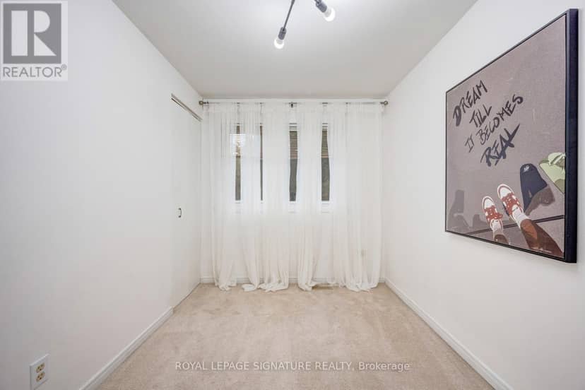 77 McCraney Street W — photo 19 of 40