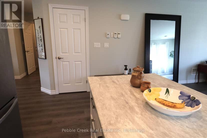 2 Highview Street — photo 14 of 40