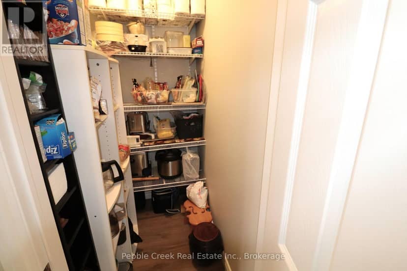 2 Highview Street — photo 15 of 40