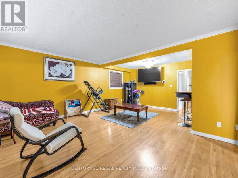 121 Janray Drive — photo 4 of 34