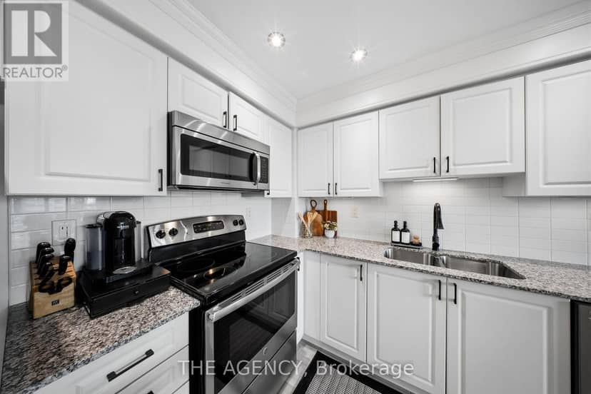 1406 - 1215 Bayly Street — photo 14 of 35