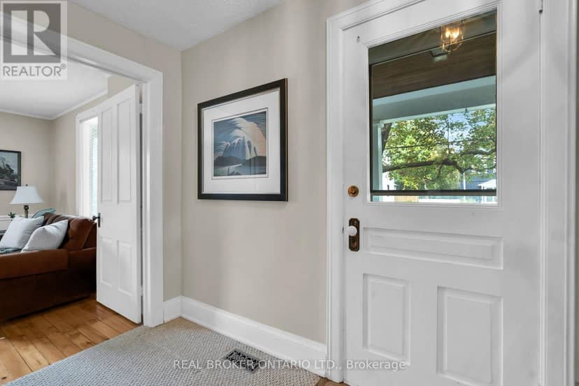 4149 Front Street — photo 13 of 40