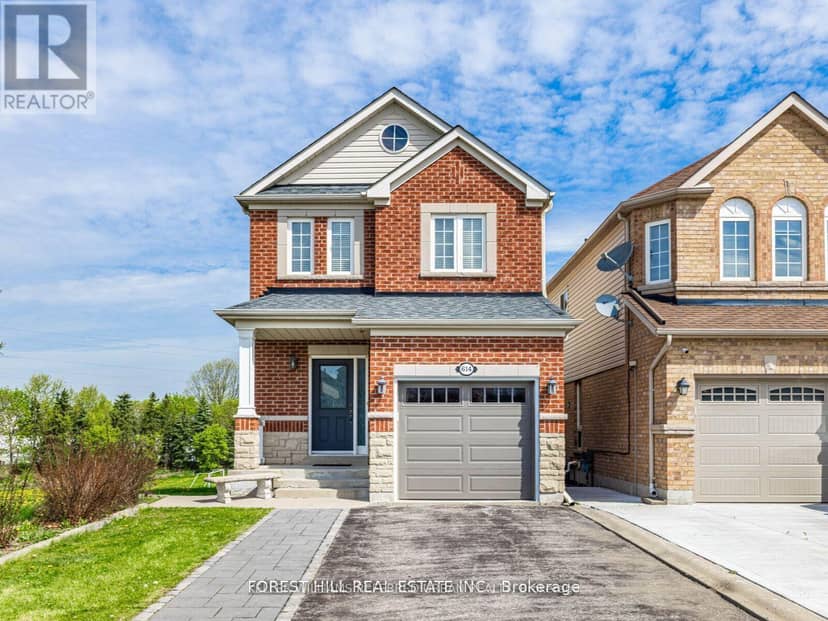 614 McBean Avenue N, Newmarket, photo 2