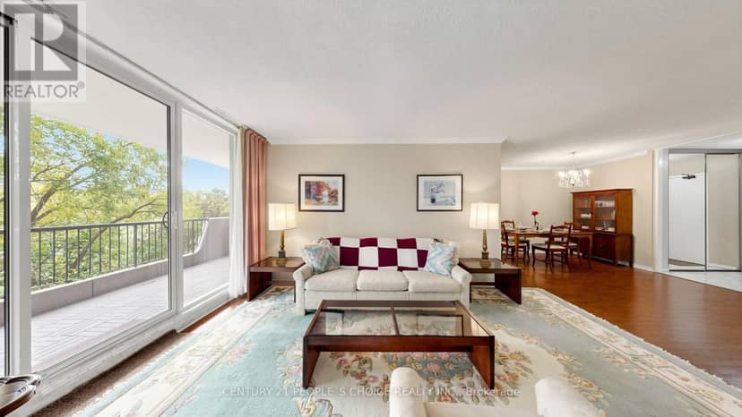 310 - 7811 Yonge Street — photo 14 of 40